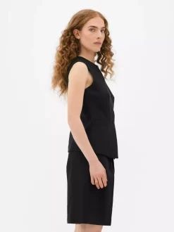 Czarna kamizelka o wydłużonym kroju