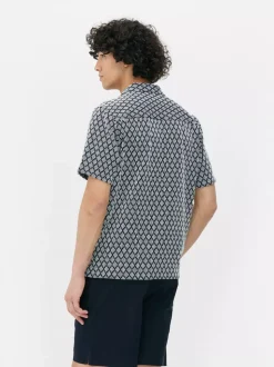 Dżersejowa koszula na guziki z geometrycznym wzorem