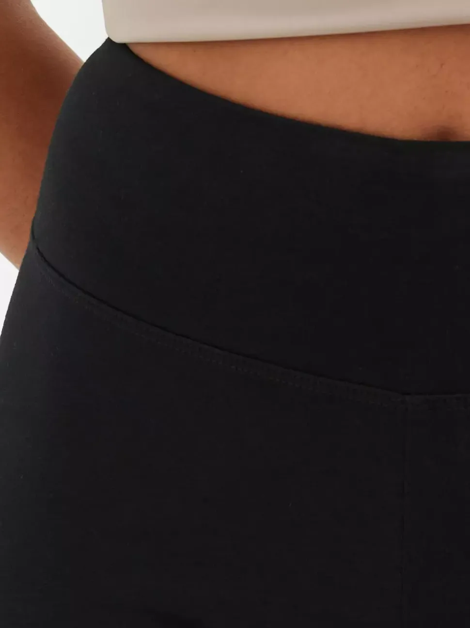 Dżersejowe legginsy z wysokim stanem