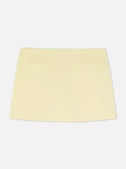 Dopasowane minispódnico-spodenki