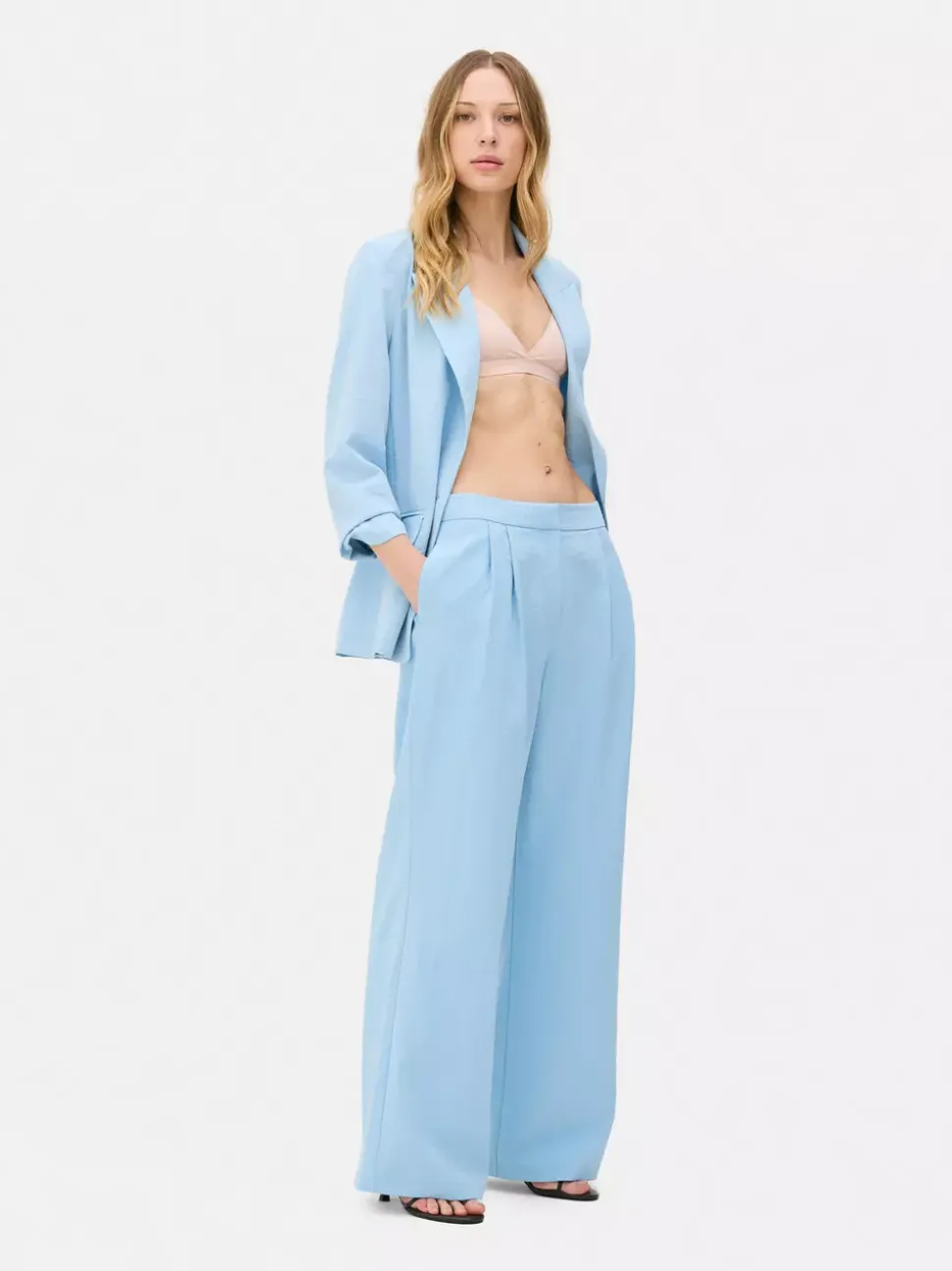 Dopasowane spodnie Rita Ora