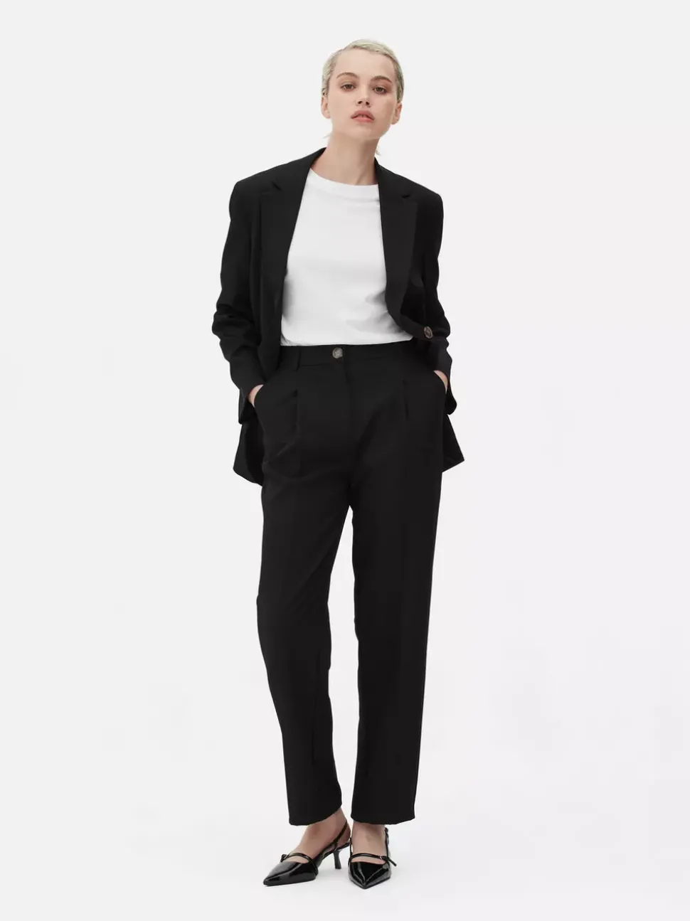 Dopasowane spodnie z prostą nogawką, część zestawu