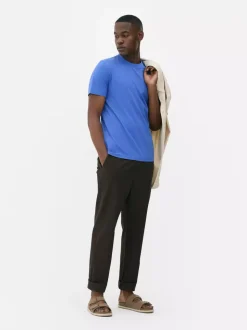 Dopasowany T-shirt o wysokiej zawartości bawełny