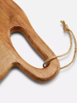 Drewniana deska do krojenia w stylu retro