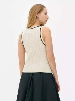 Długa koszulka bez rękawów o splocie warkoczowym