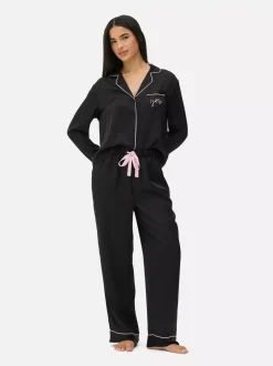 Długa satynowa piżama