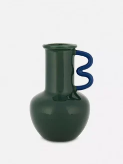 Dzbanek dekoracyjny z falistym uchwytem