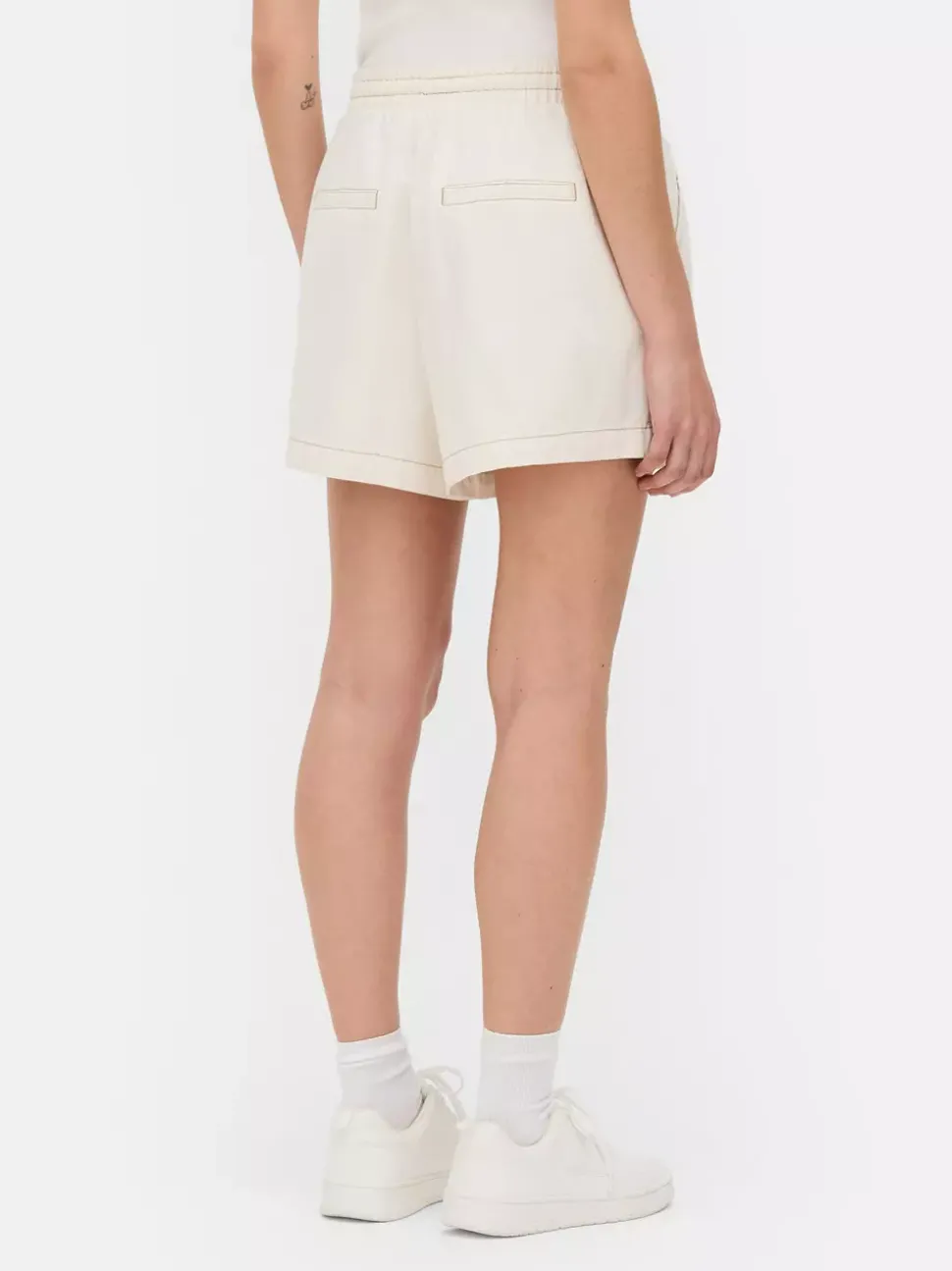 Elastyczne spodenki jeansowe