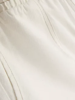 Elastyczne spodenki jeansowe