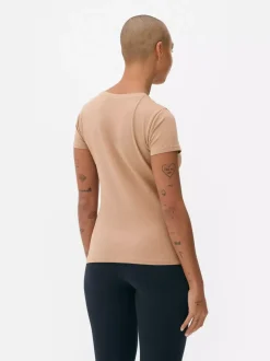 Elastyczny T-shirt z krótkim rękawem