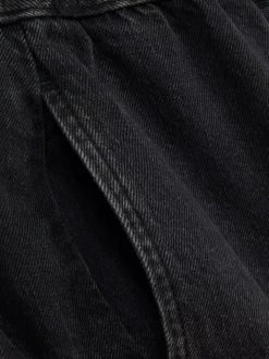 Funkcjonalny kombinezon z wiązaniem w talii