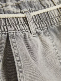 Jeansowe szorty bermudy ze sznurkowym wiązaniem