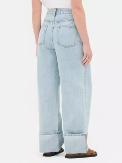 Jeansy i podwiniętą nogawką The Edit