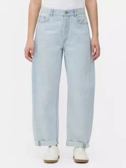 Jeansy typu barrel z klamrą