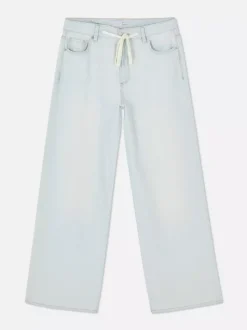 Jeansy z szerokimi nogawkami i wiązaniem w talii