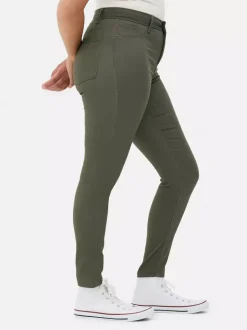 Jeansy ze średnim stanem o kroju skinny | standard