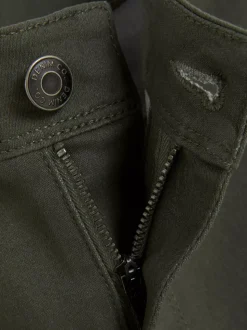 Jeansy ze średnim stanem o kroju skinny | standard