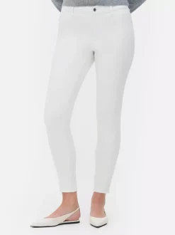 Jeansy ze średnim stanem o kroju skinny | standard