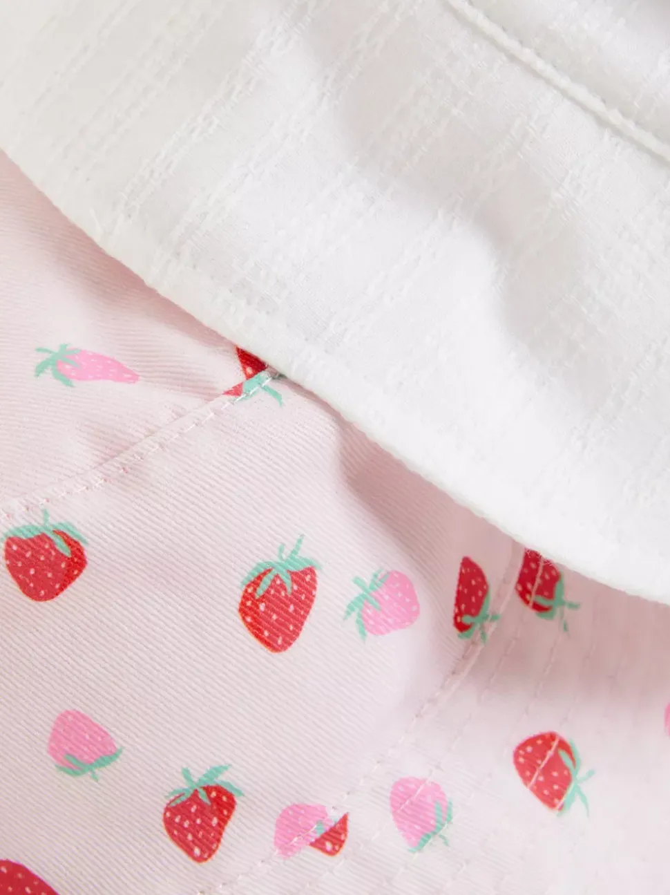 Kapelusze wędkarskie w różnych wzorach, 2 szt.