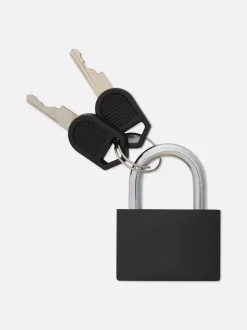 Kłódka z zapasowym kluczykiem