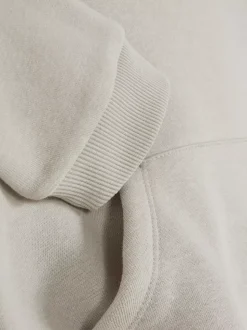 Klasyczna wkładana przez głowę bluza z kapturem