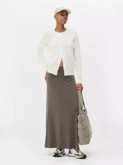 Klasyczny sweter rozpinany z okrągłym dekoltem