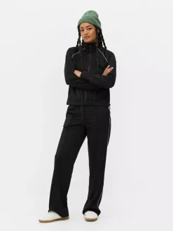 Koszulka sportowa z zapięciem na zamek