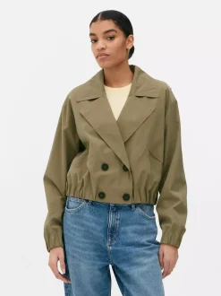 Krótki dwurzędowy płaszcz