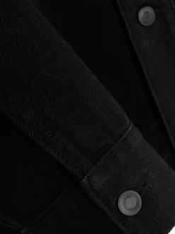 Kurtka jeansowa typu trucker