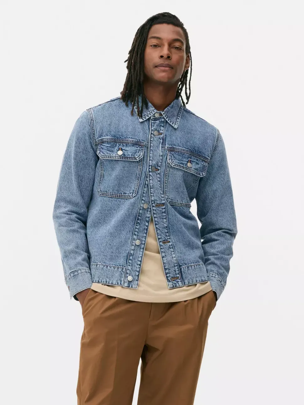 Kurtka jeansowa typu trucker