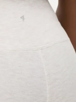 Legginsy do jogi z rozkloszowanymi nogawkami