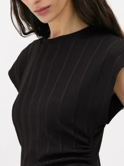 Marszczona sukienka midi z prążkowanej dzianiny