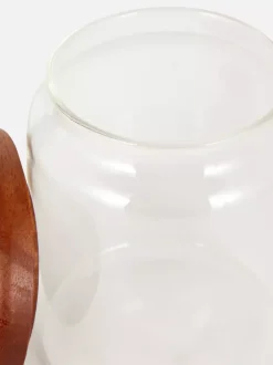 Mały szklany pojemnik