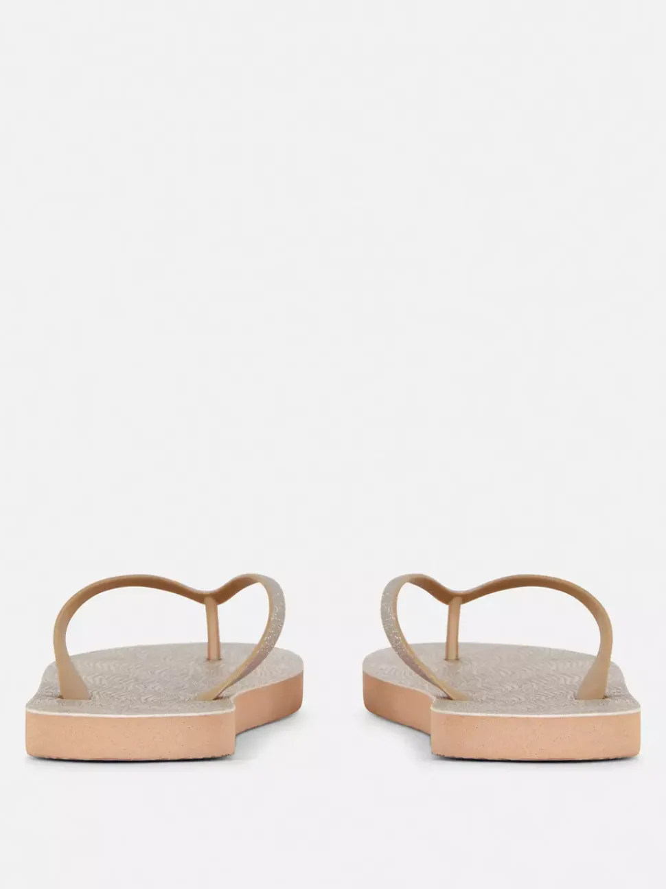 Metaliczne japonki z odkrytymi palcami