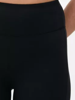 Miękkie legginsy z rozszerzaną nogawką