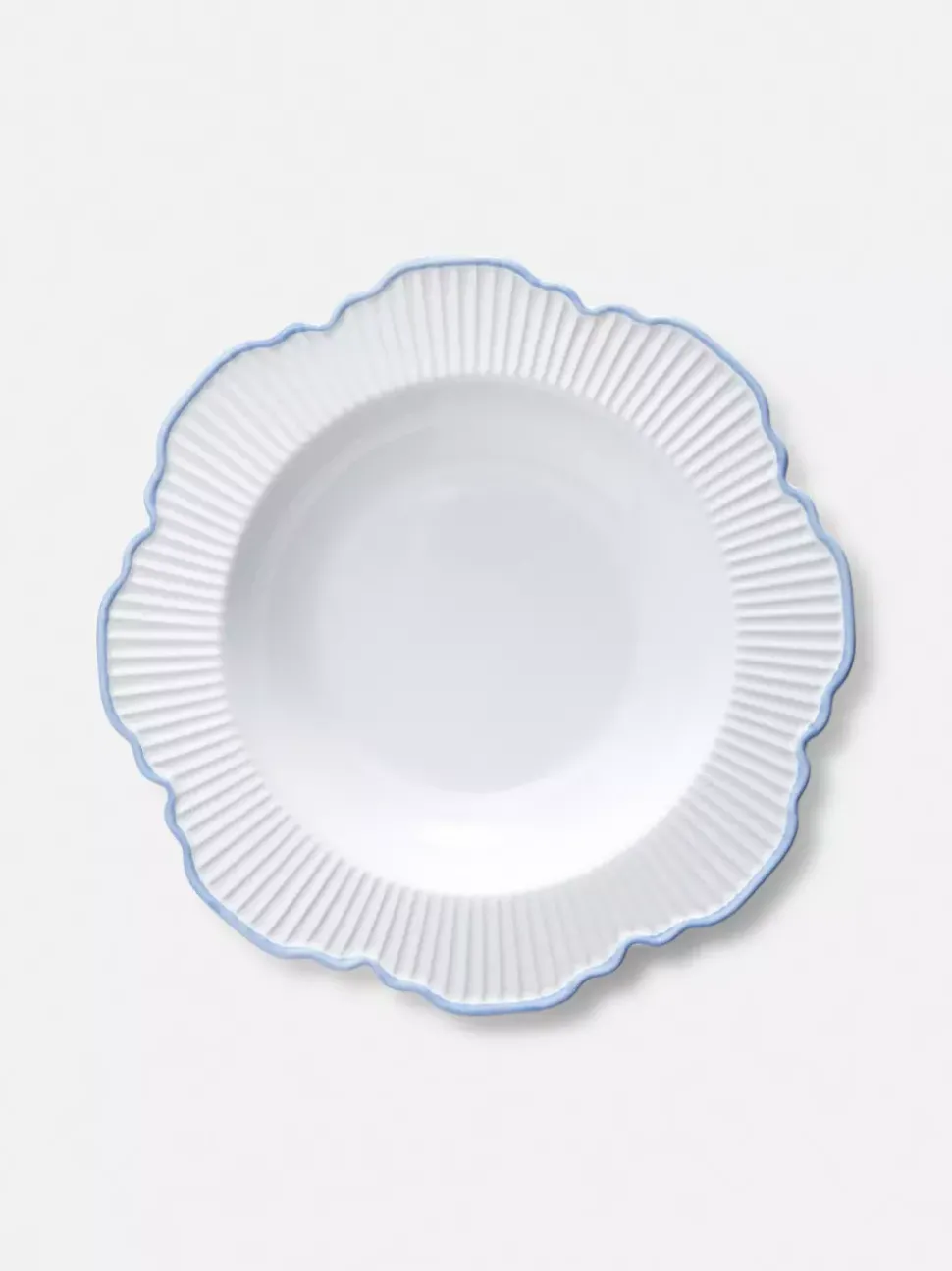 Miska na makaron z muszelkowym wykończeniem