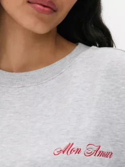 Nierozpinana bluza o kroju oversize