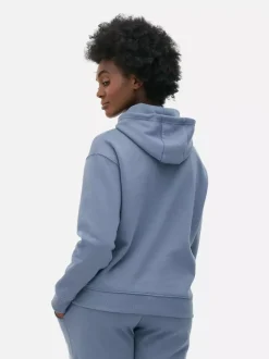 Nierozpinana bluza z kapturem i nadrukiem