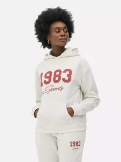 Nierozpinana bluza z kapturem i nadrukiem