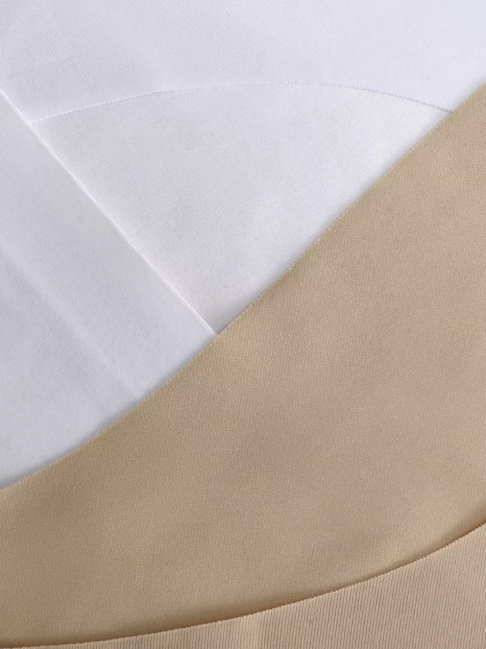 Niewidoczne figi biodrówki Essential, 3 pary