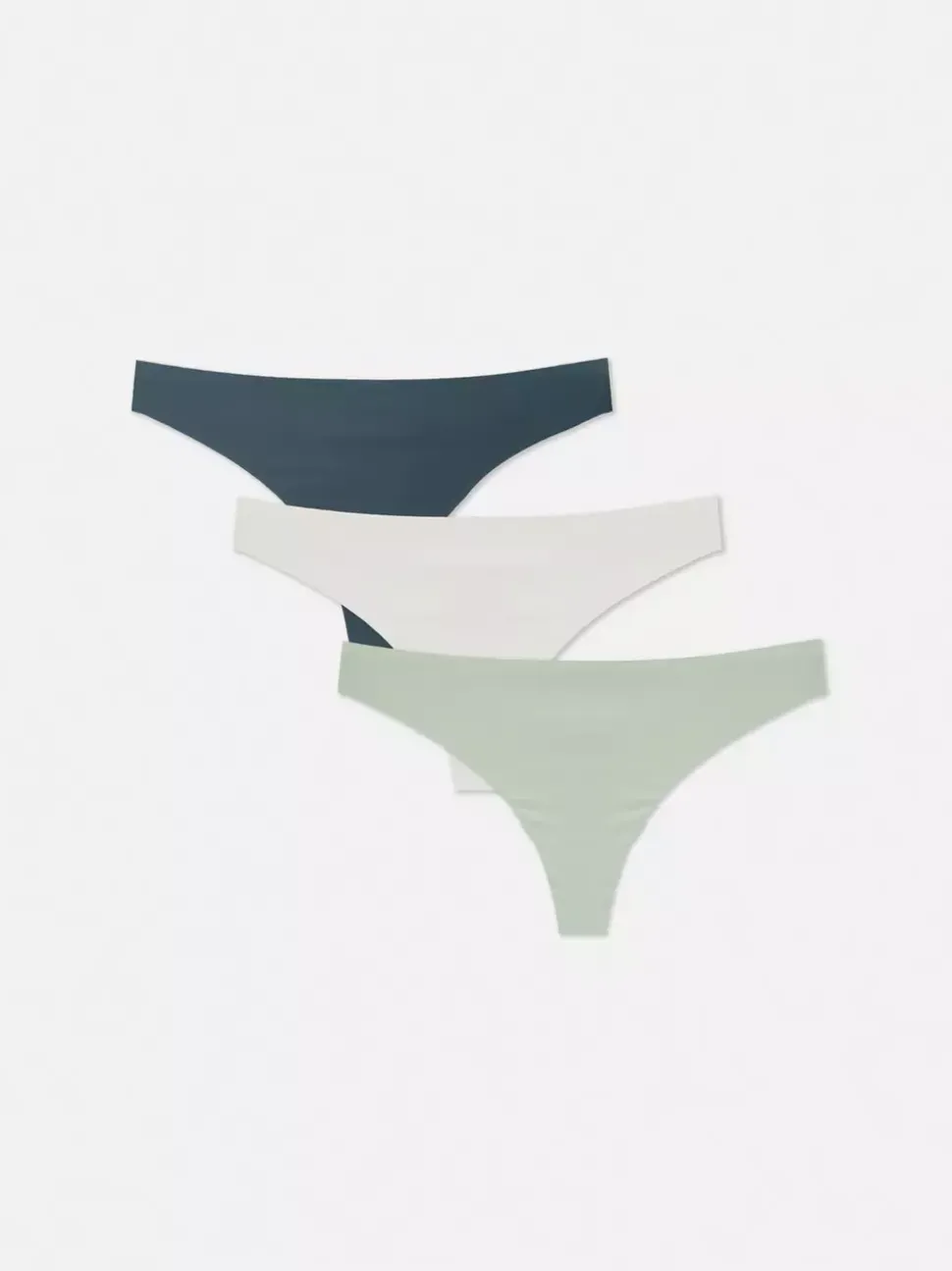 Niewidoczne stringi, 3 pary