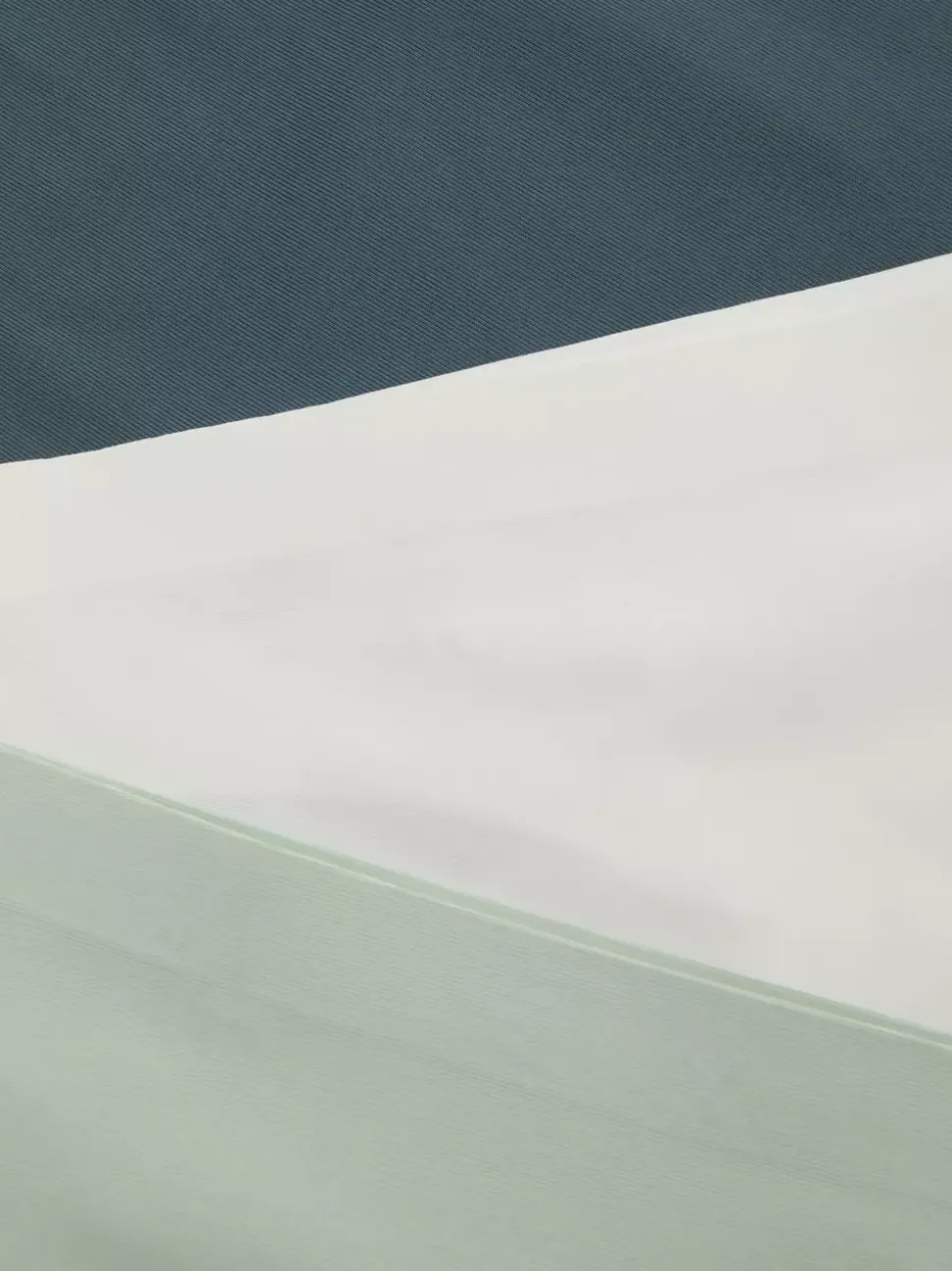 Niewidoczne stringi, 3 pary