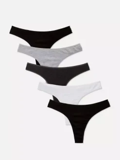 Niezbędne stringi, 5 par