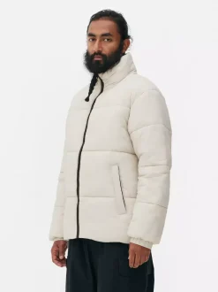 Ocieplany płaszcz średniej długości