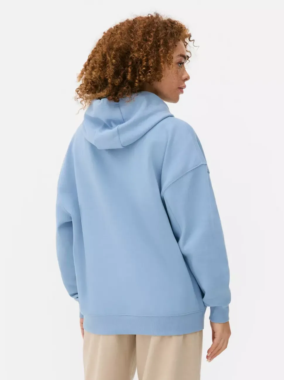 Oversize'owa bluza z kapturem i nadrukiem