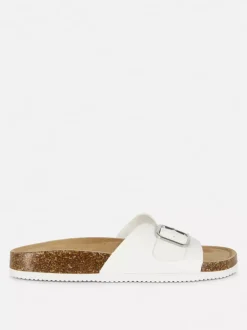 Płaskie sandały z pojedynczym paskiem