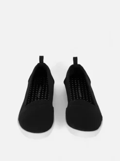 Płócienne buty wsuwane