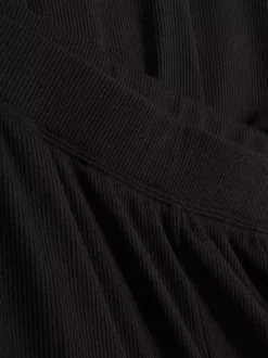 Piżama z górą na długi rękaw i spodniami dresowymi