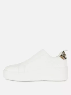 Pikowane wsuwane buty sportowe