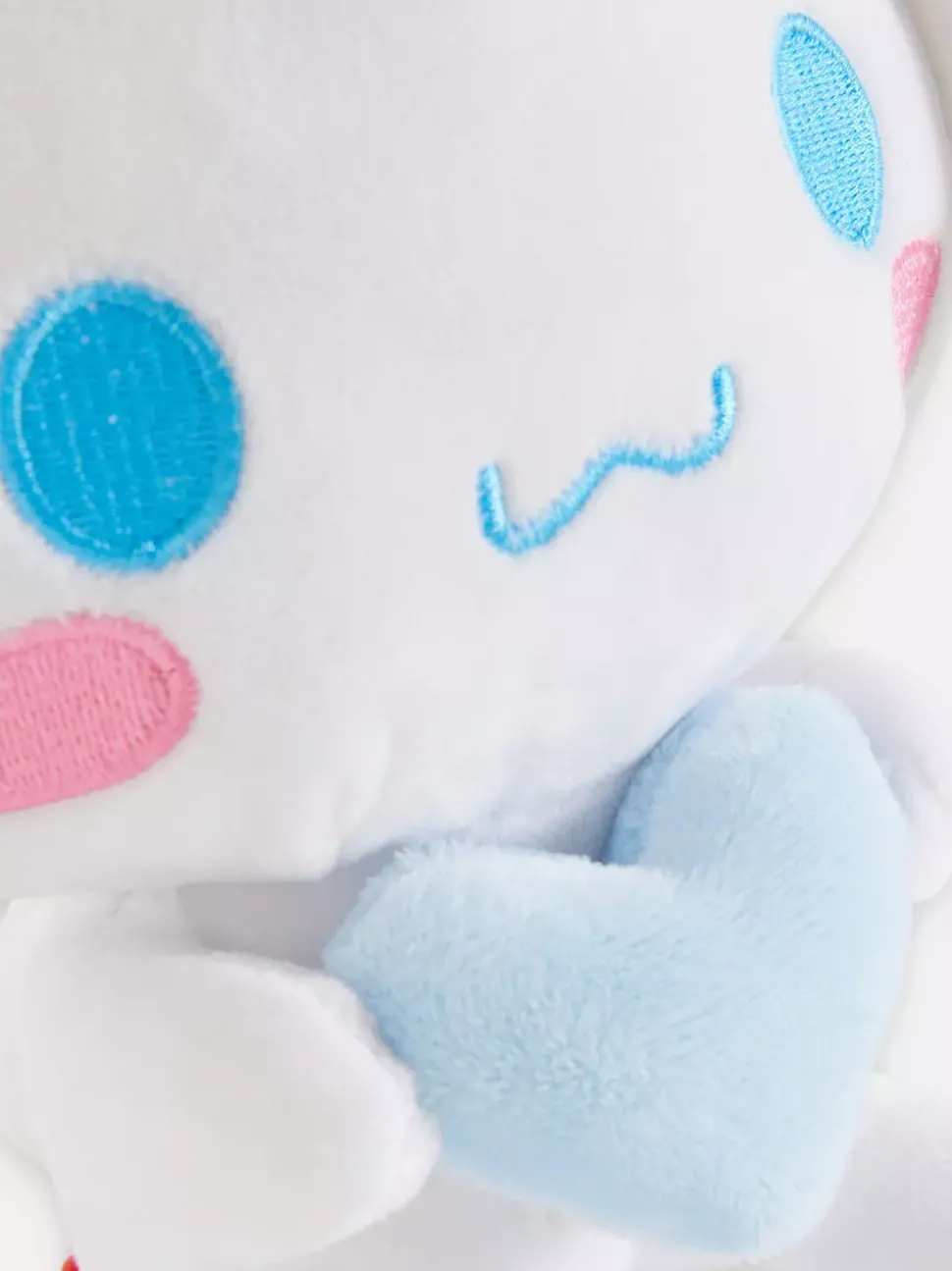 Pluszak z motywem Cinnamorolla z Hello Kitty